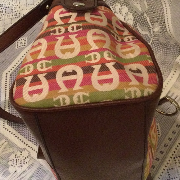 Etienne Aigner Preowned designer bag good condition. - Picture 3 of 5